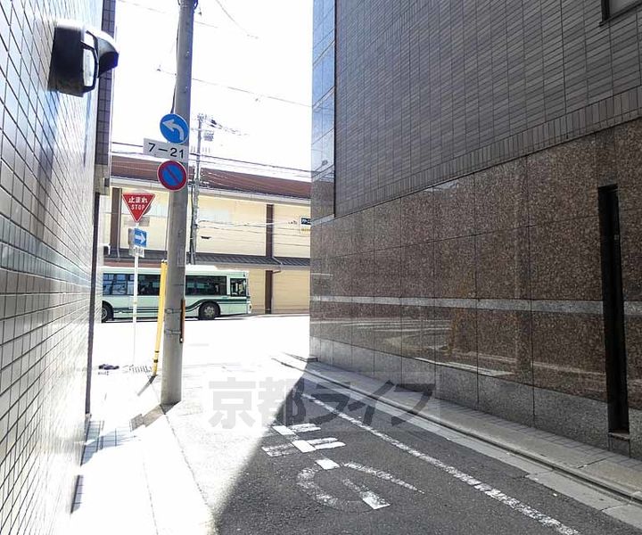 アルテハイム二条城の周辺