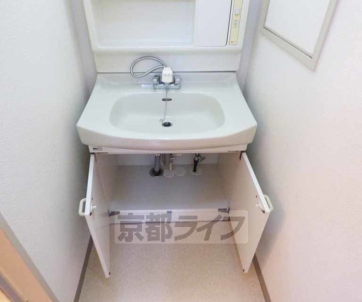 京都府京都市北区平野鳥居前町の賃貸マンションの内装