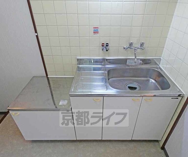 京都府京都市北区大将軍川端町の賃貸マンションのキッチン