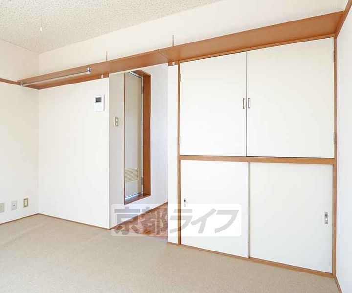 京都府京都市北区等持院中町の賃貸アパートの内装