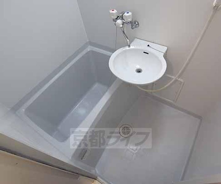 京都府京都市伏見区羽束師志水町の賃貸アパートの風呂