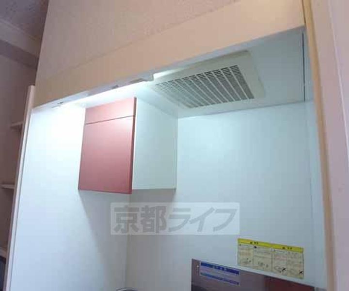 京都府京都市伏見区羽束師志水町の賃貸アパートのキッチン