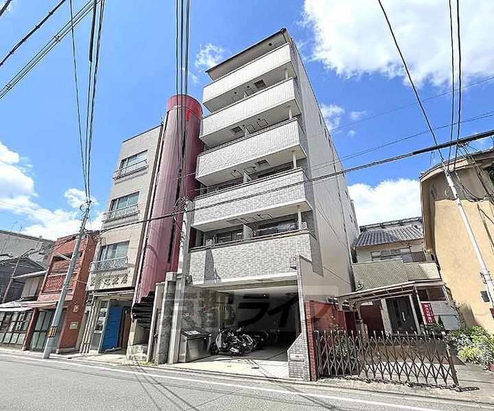 ベレヴュー東山601の外観