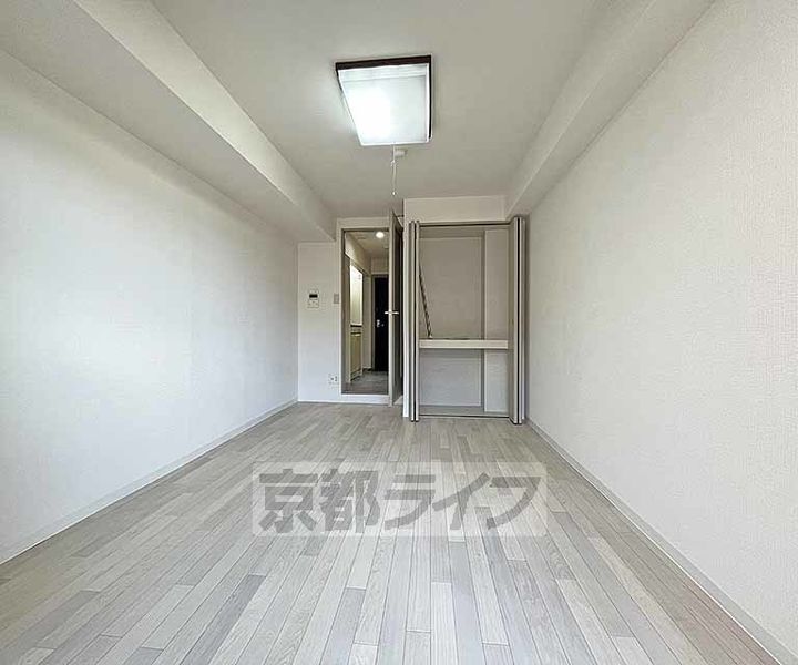ベレヴュー東山601の居間