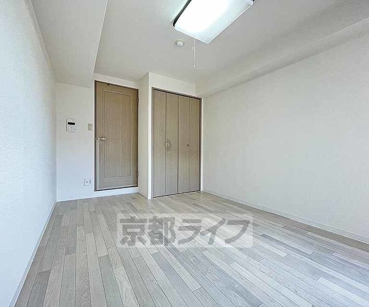 ベレヴュー東山601の居間