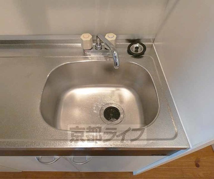 シャントール二条302のキッチン