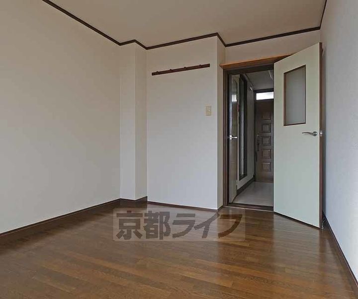 パッセージS101の居間