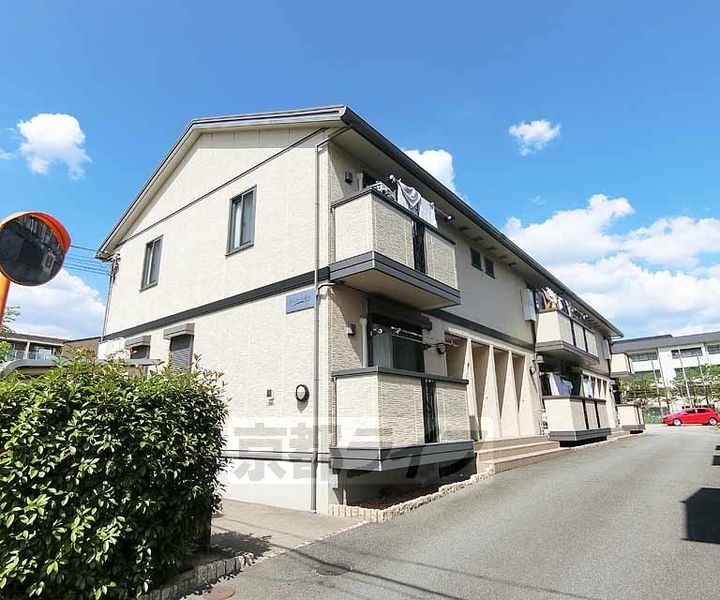 京都府京都市伏見区羽束師菱川町の賃貸アパートの外観