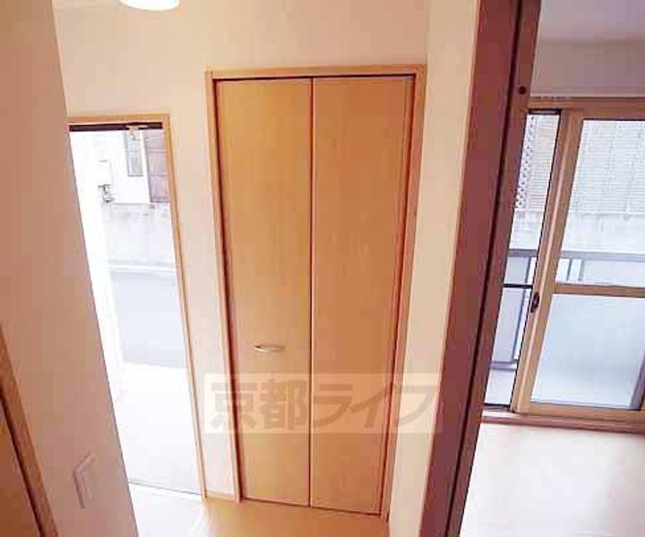 京都府京都市伏見区羽束師菱川町の賃貸アパートの内装