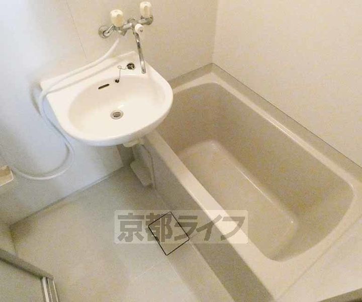 京都府京都市下京区真苧屋町の賃貸マンションの風呂