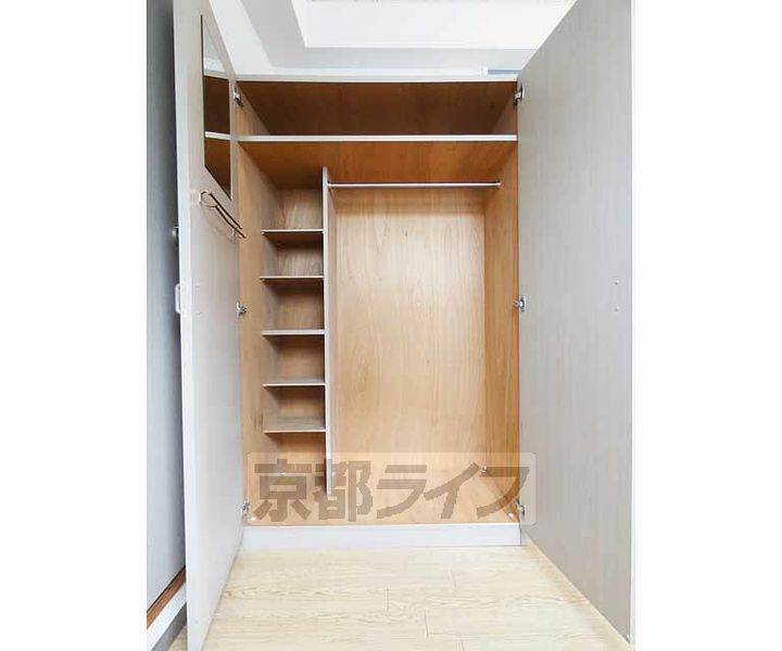 京都府京都市下京区真苧屋町の賃貸マンションの内装