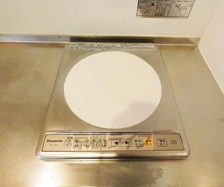 京都府京都市下京区真苧屋町の賃貸マンションのキッチン