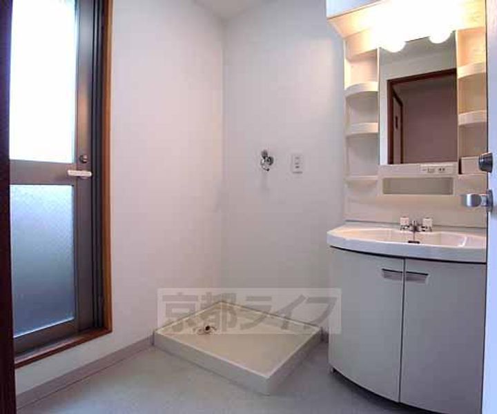 京都府京都市伏見区深草西浦町6丁目の賃貸マンションの内装