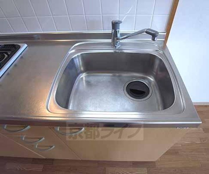 京都府京都市伏見区深草西浦町6丁目の賃貸マンションのキッチン