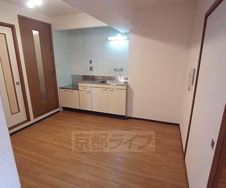 メゾンTMIの居間