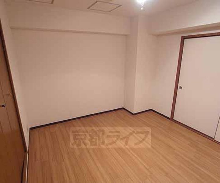 メゾンTMIの居間