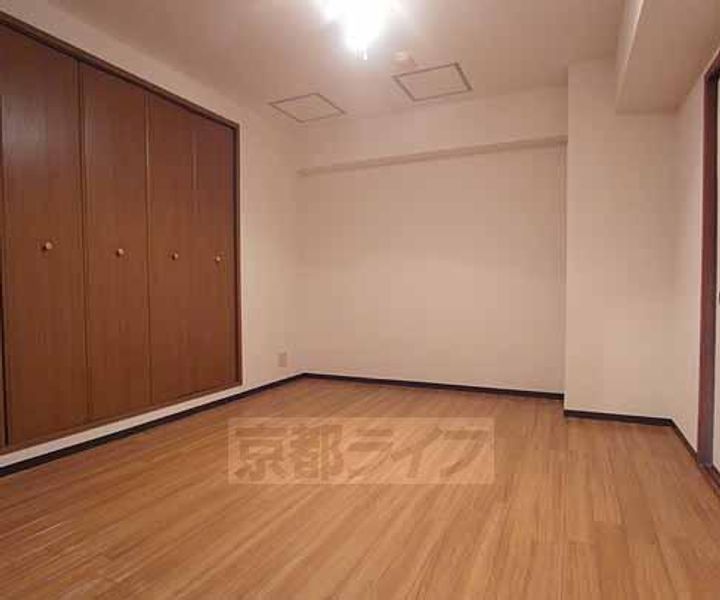 メゾンTMIの居間