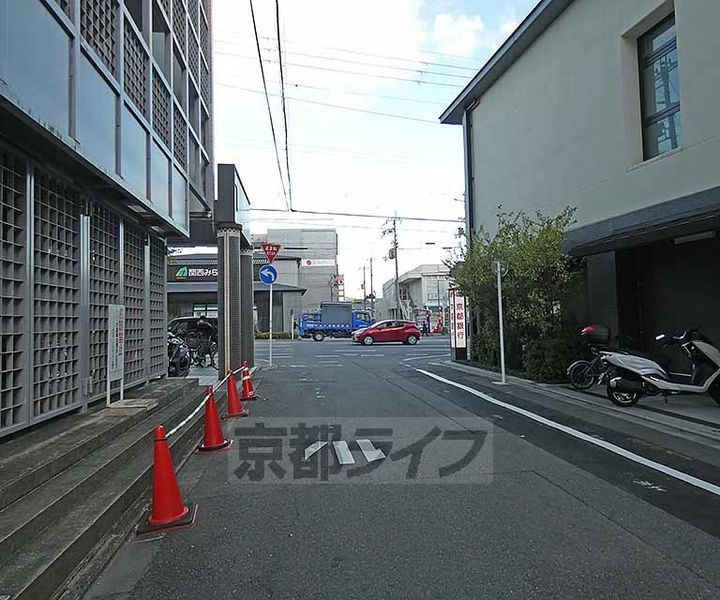 京都府京都市北区北野下白梅町の賃貸マンションの周辺