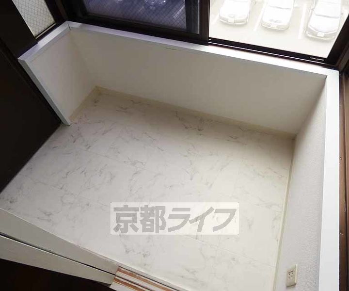 京都府京都市北区北野下白梅町の賃貸マンションの内装