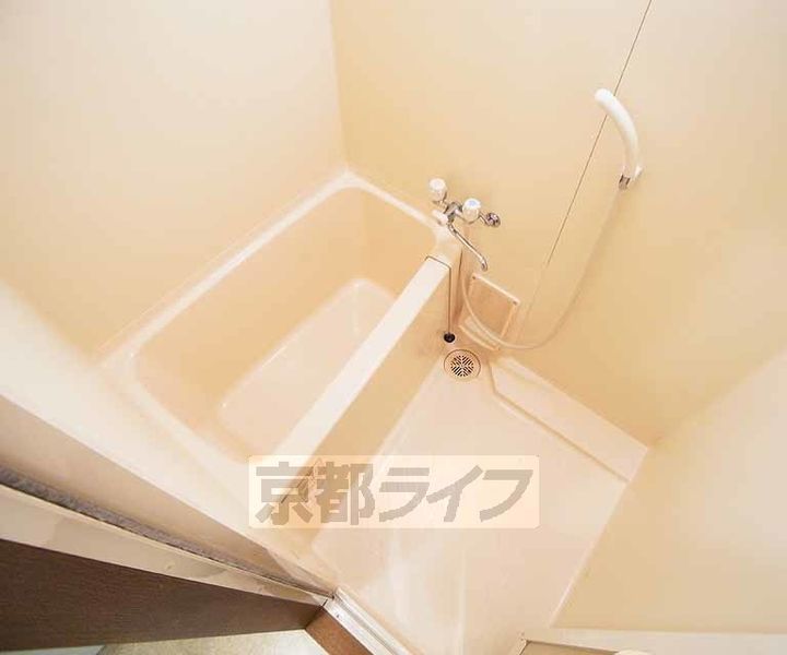 リノ若宮102の風呂