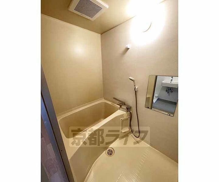 アルビーコート201の風呂