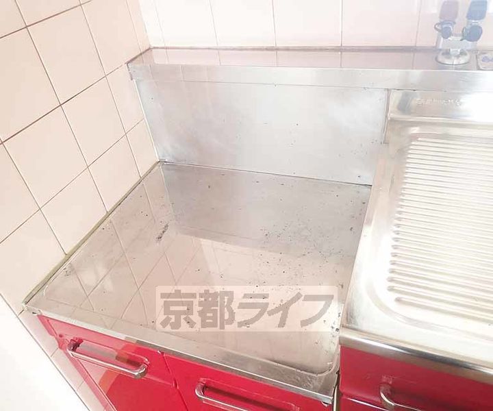 京都府京都市南区吉祥院宮ノ東町の賃貸マンションのキッチン