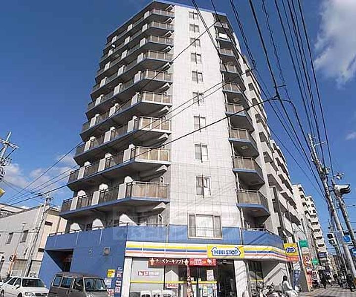 京都府京都市下京区高倉通七条上ル材木町の賃貸マンションの外観