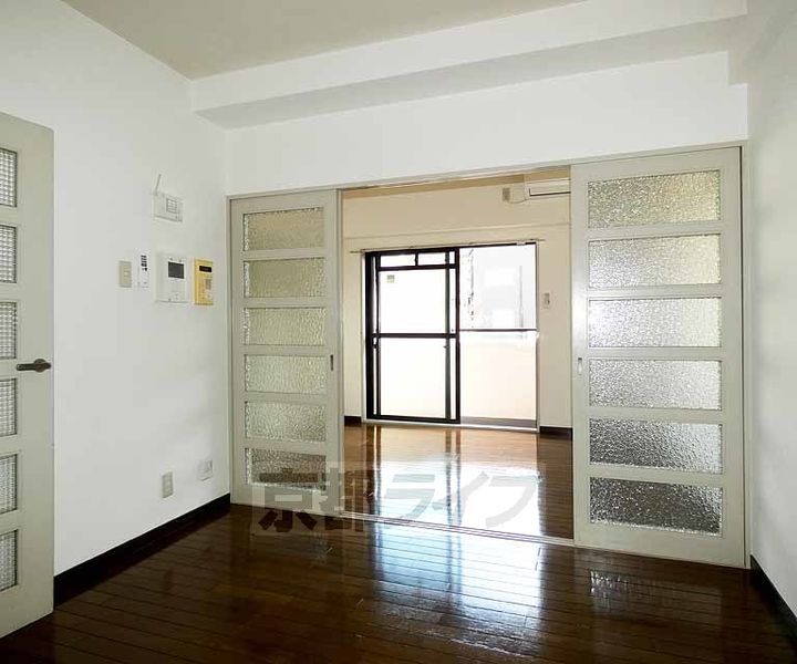 ライオンズマンション東山弐番館の居間