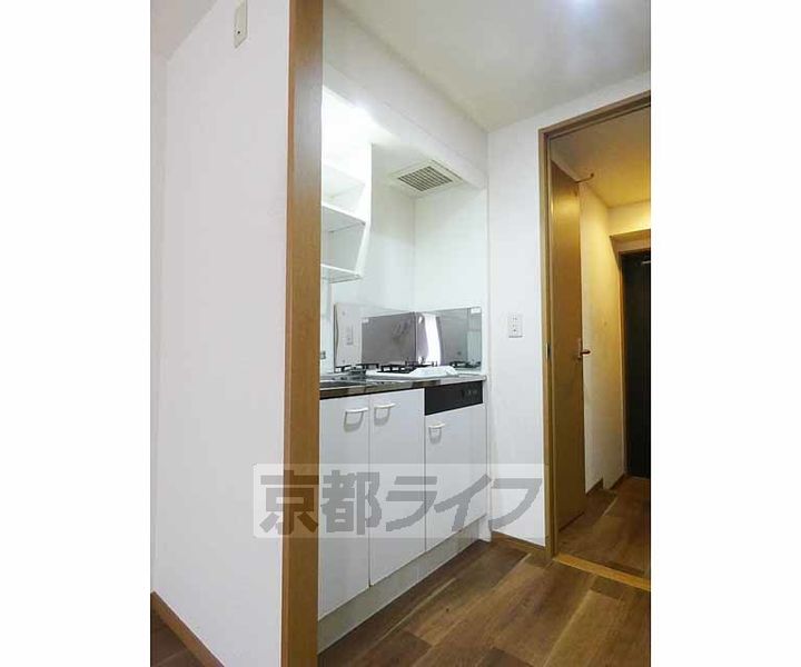 京都府京都市南区上鳥羽南島田町の賃貸マンションのキッチン
