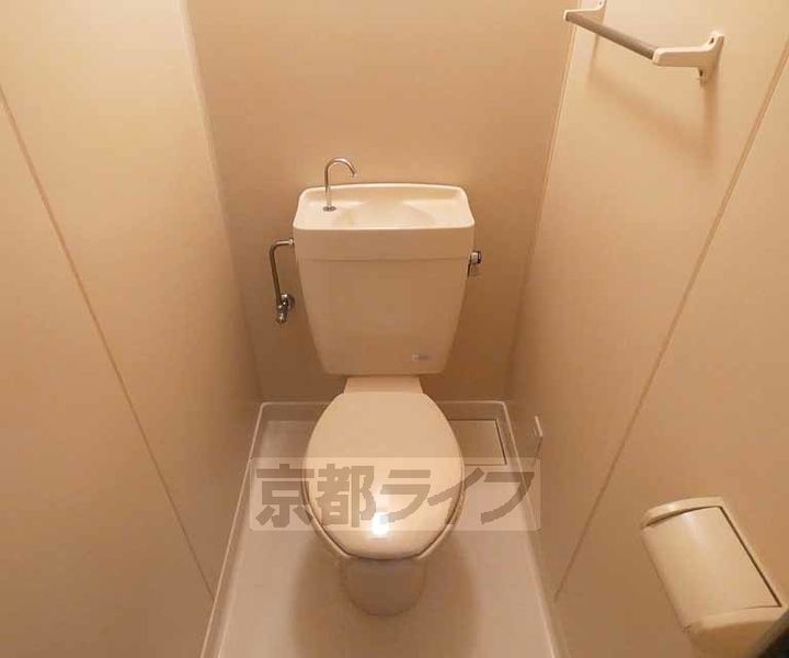 京都府京都市下京区梅小路西中町の賃貸マンションの内装