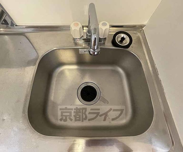 京都府京都市東山区新宮川筋五条上ル二丁目山田町の賃貸マンションのキッチン