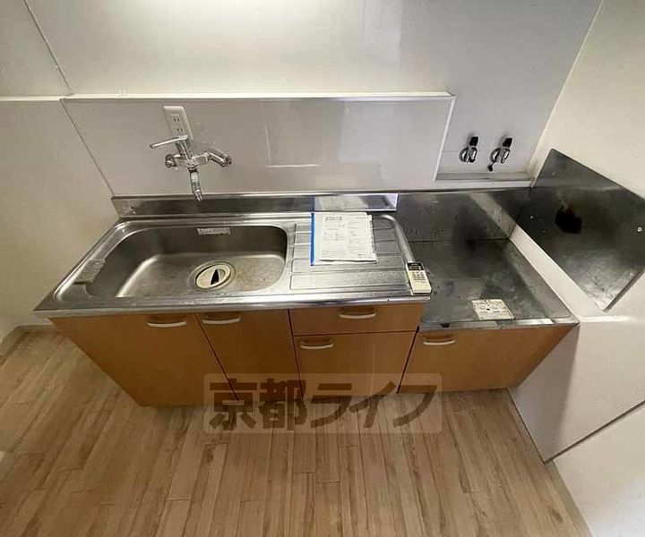 サードサークル2のキッチン