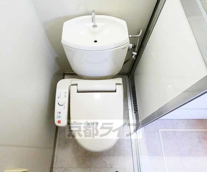 京都府京都市東山区本町6丁目の賃貸マンションの内装