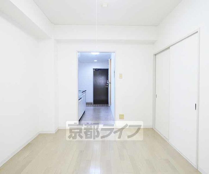 京都府京都市東山区本町6丁目の賃貸マンションの寝室
