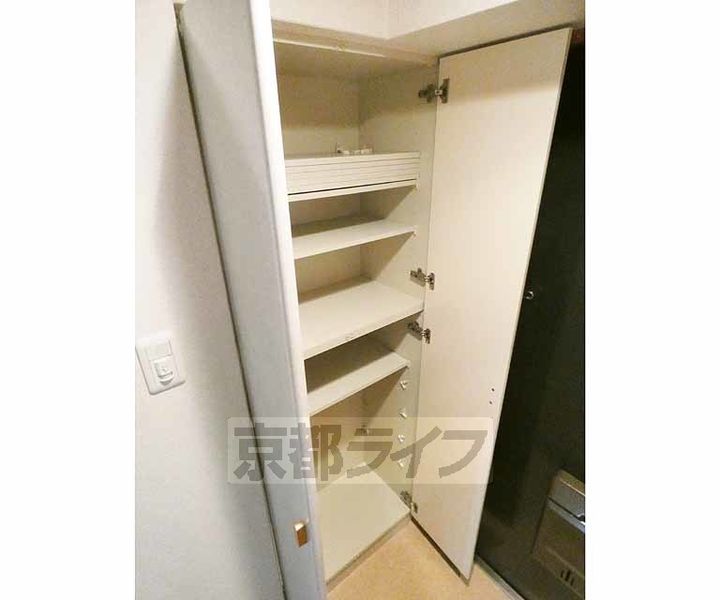 京都府京都市下京区大津町(間之町通五条下ル)の賃貸マンションの内装