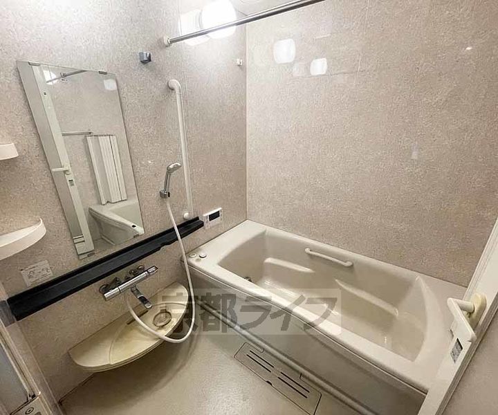 京都府京都市東山区上馬町の賃貸マンションの風呂