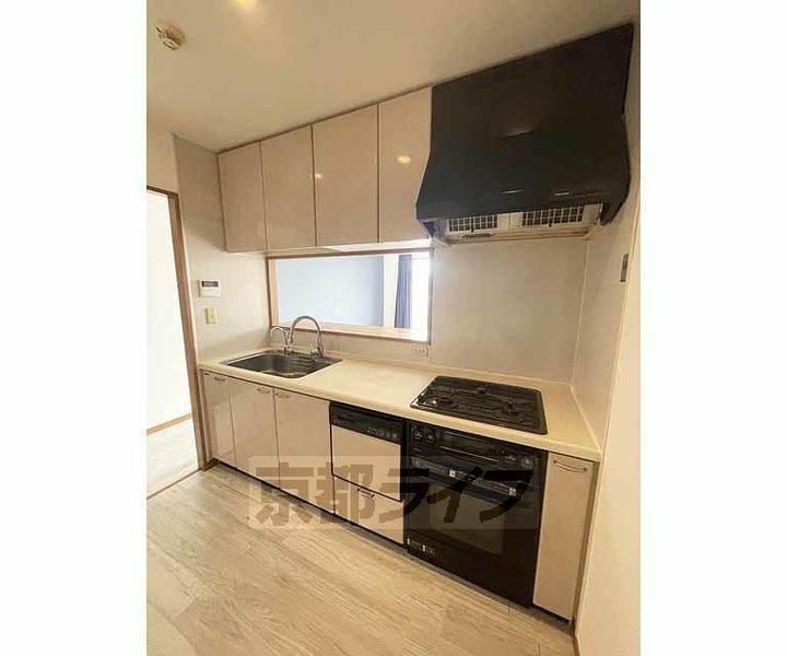 京都府京都市東山区上馬町の賃貸マンションのキッチン