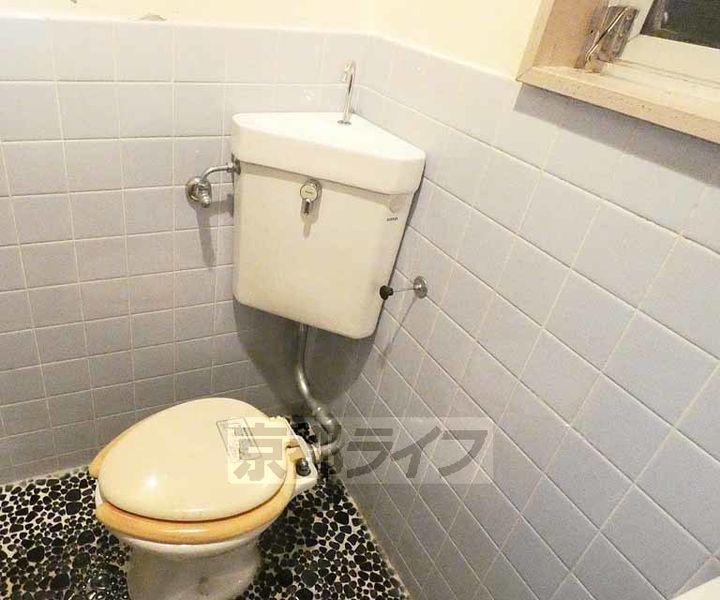 京都府京都市東山区本町18丁目の賃貸マンションの内装