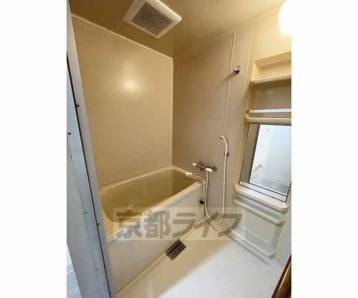 メゾン・ド・フローラの風呂