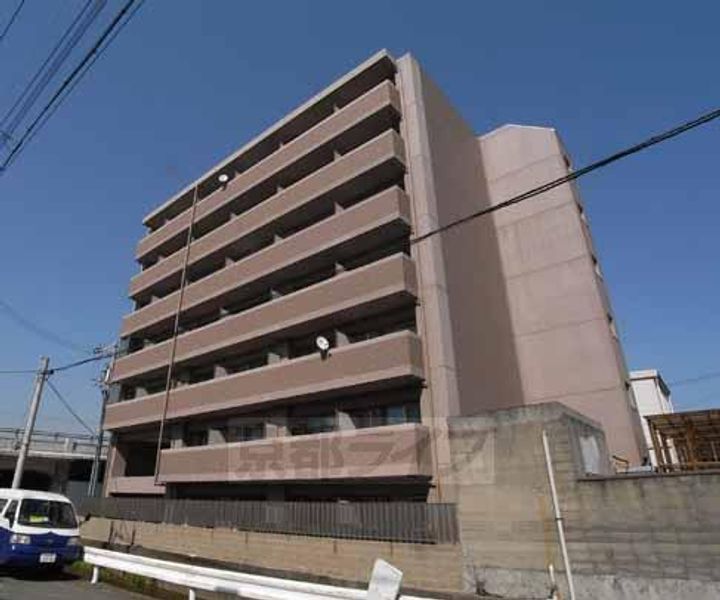 京都府京都市南区東九条河西町の賃貸マンションの外観
