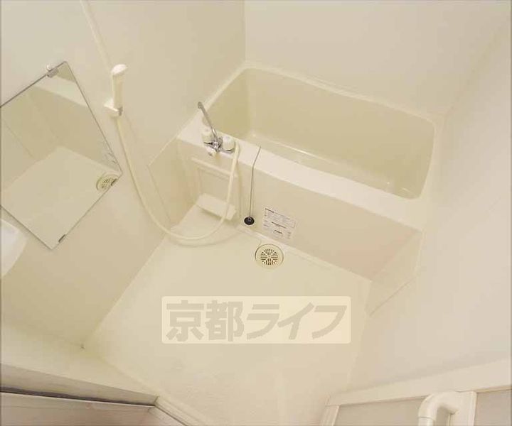 京都府京都市下京区中堂寺坊城町の賃貸マンションの風呂