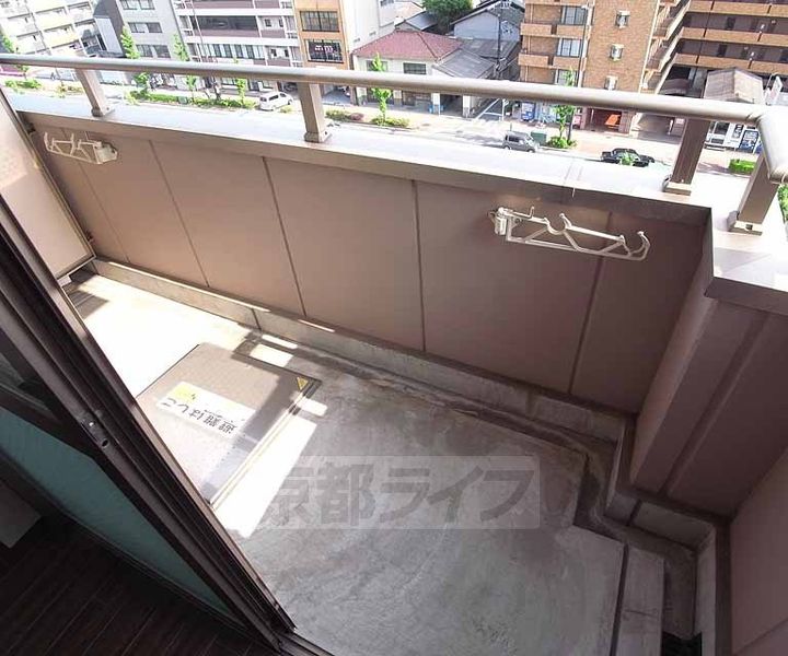京都府京都市下京区中堂寺坊城町の賃貸マンションの内装