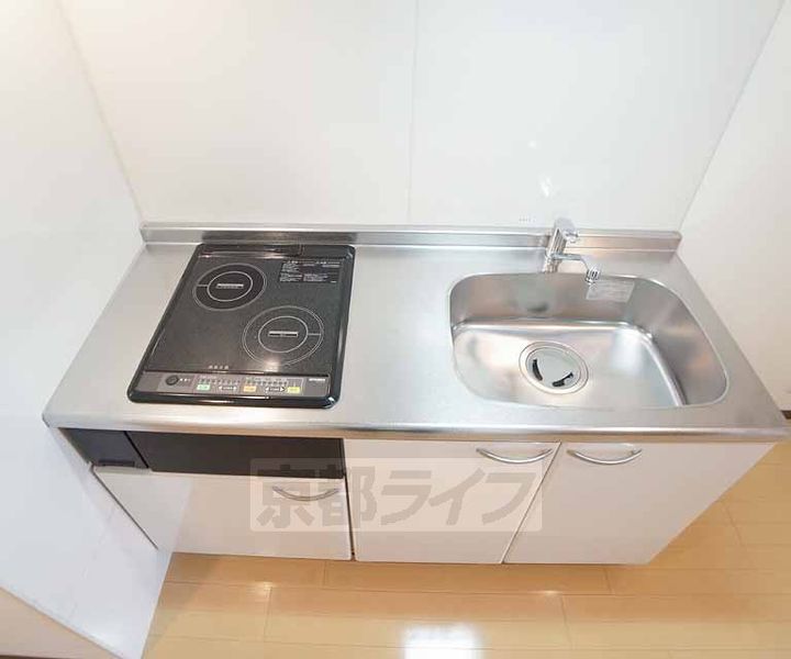 アビターレ油小路105のキッチン