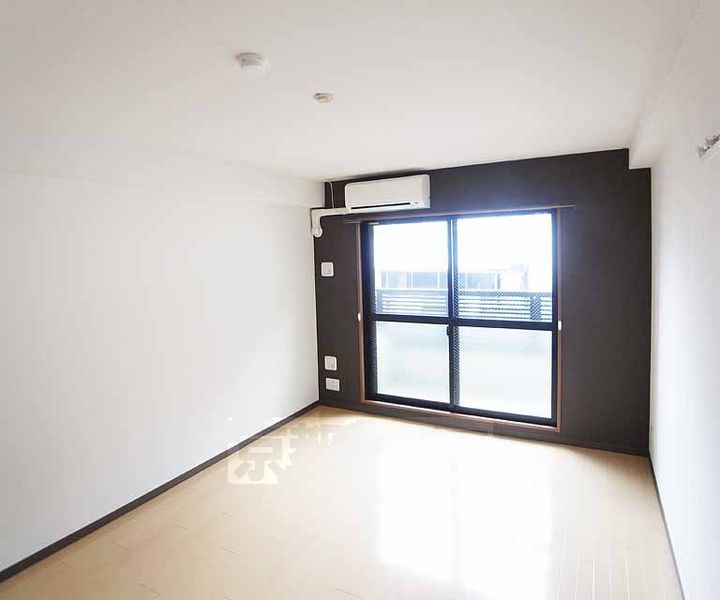 アビターレ油小路105の居間