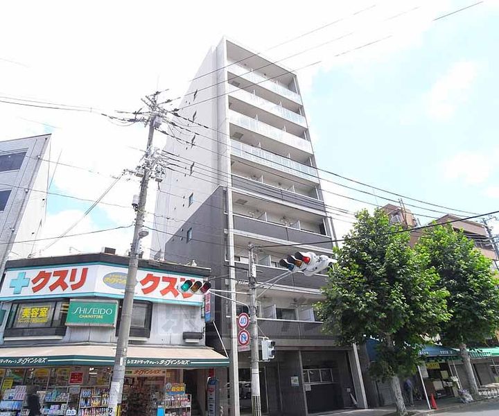 京都府京都市下京区朱雀北ノ口町(七条通り七本松東入る)の賃貸マンションの外観
