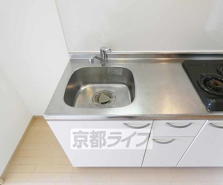 京都府京都市下京区朱雀北ノ口町(七条通り七本松東入る)の賃貸マンションのキッチン