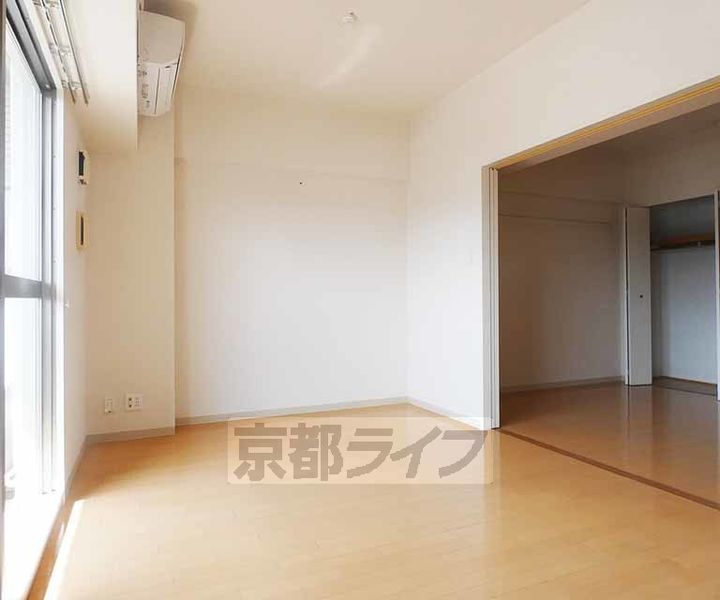 プレミアコートの居間