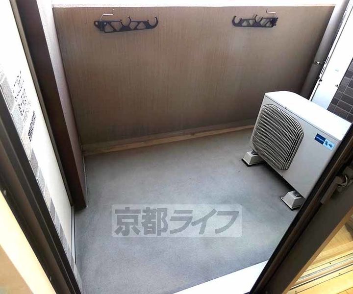 京都府京都市下京区西七条南東野町の賃貸マンションの内装