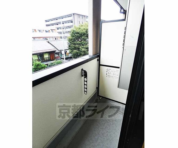 京都府京都市南区四ツ塚町の賃貸マンションの内装