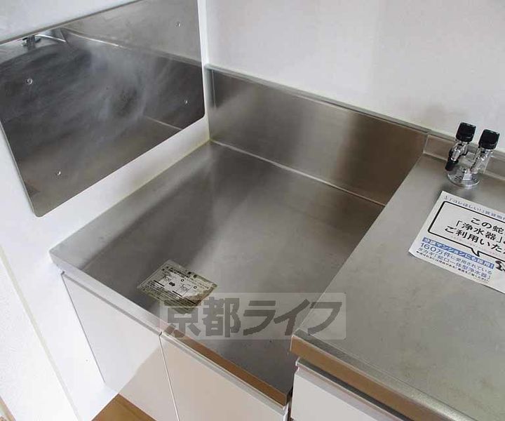 久御山ファーストマンション203のキッチン